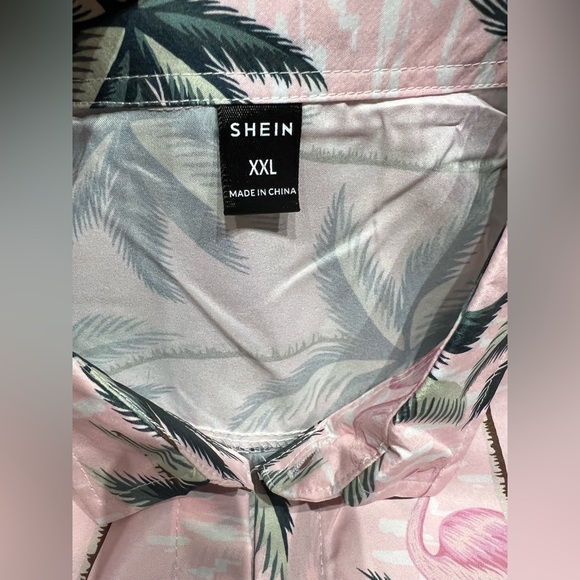 Men’s Flamingo & Tree Print Hawaiian Shirt - Picture 8 of 12